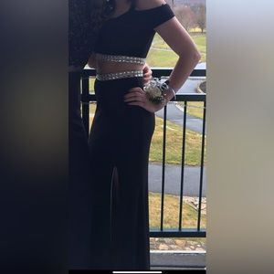 Black prom dress